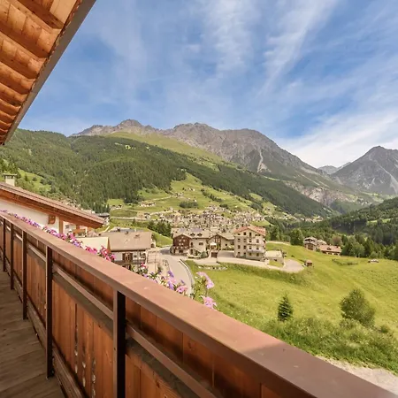 Hotiday Valdidentro 3* بورمْيو