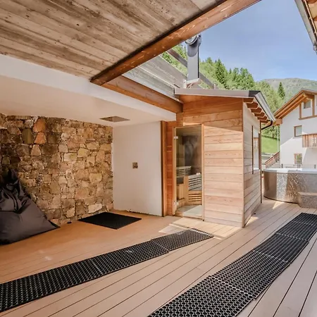 فندق Hotiday Valdidentro بورمْيو