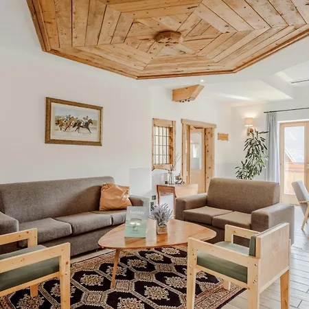 فندق Hotiday Valdidentro بورمْيو